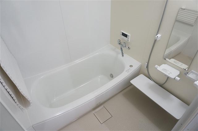 バス・シャワールーム　浴室