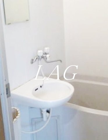 洗面設備　洗面台です。