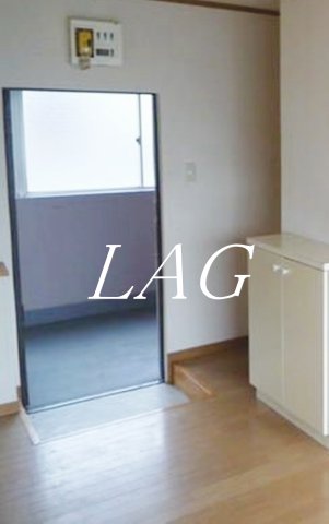 玄関　玄関です。