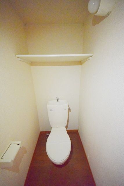 トイレ　★棚付きのトイレ★