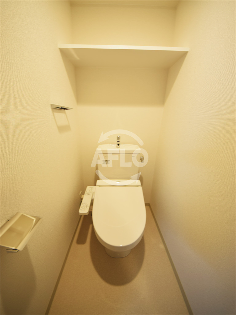 トイレ　エステムコート難波WEST-SIDEVアジュール　温水洗浄便