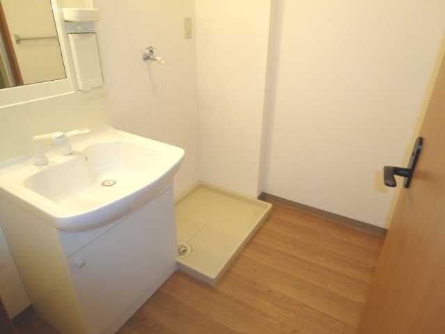 洗面設備　洗濯機置場