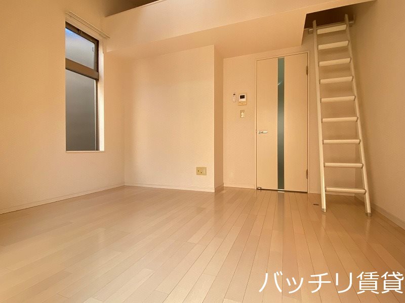 居室・リビング　画像は同型タイプの為現状を優先致します。