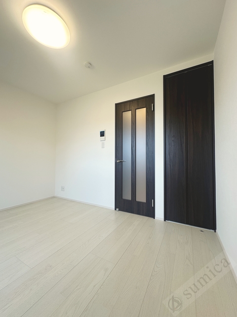 居室・リビング　日当たりもよく明るいお部屋＾＾