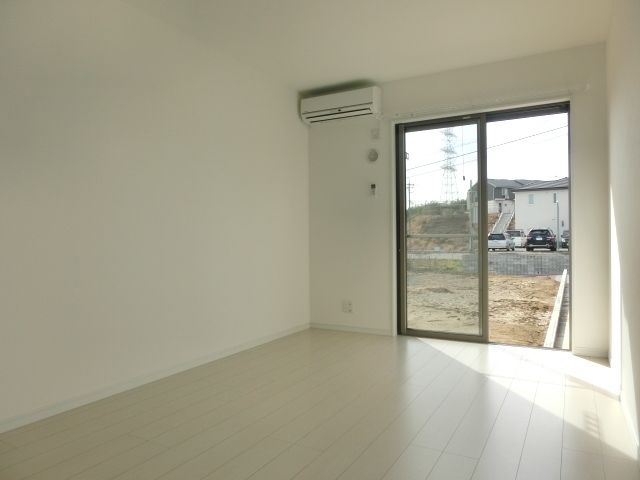 居室・リビング　採光の良い明るいお部屋です。