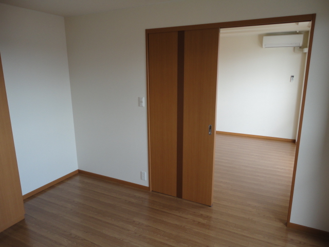 その他部屋・スペース　洋室（南側）