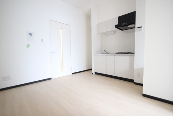 居室・リビング　※別の部屋の写真です