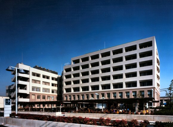 病院　泉大津市立病院（病院）まで1104m