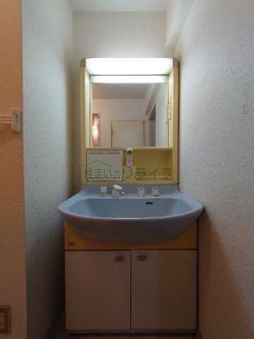 洗面設備　別間取り参考写真です