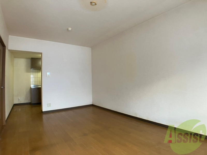 居室・リビング　明るいお部屋は気持ちよく過ごせそうですね。