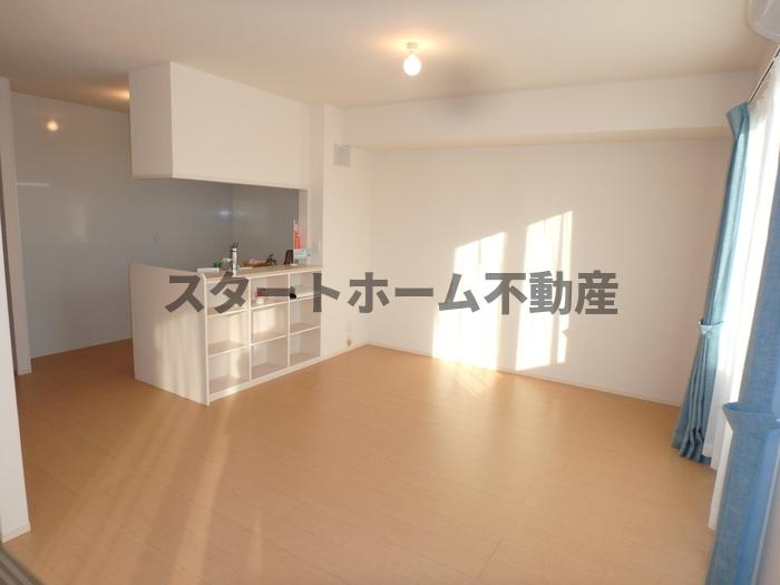 居室・リビング　使いやすい居間です