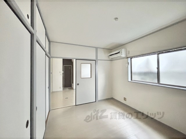 居室・リビング　洋室