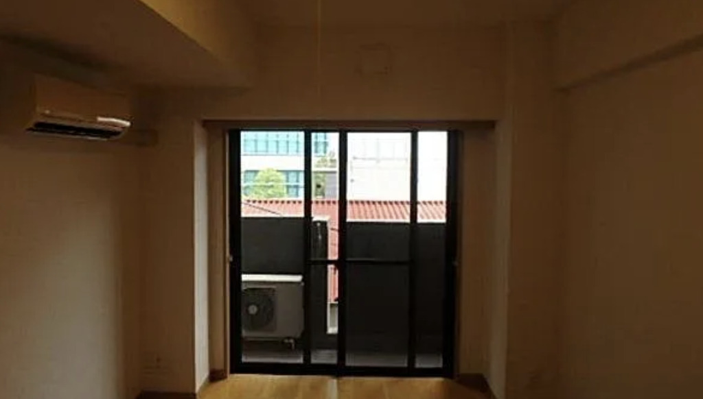 居室・リビング　※反転タイプの写真を使用しています。