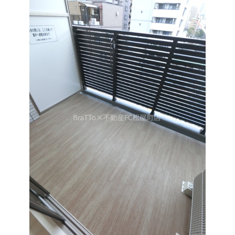 バルコニー　バルコニー