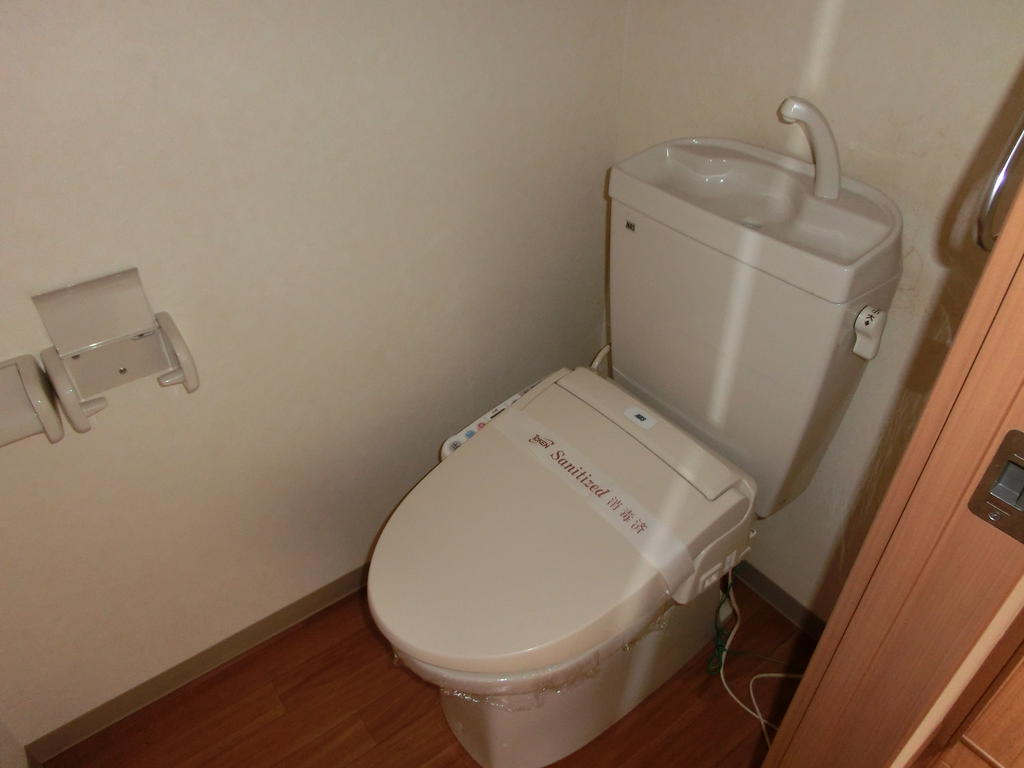 トイレ　トイレ