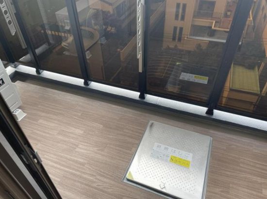 バルコニー　バルコニー