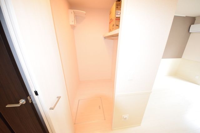 収納　ウォークインクローゼット