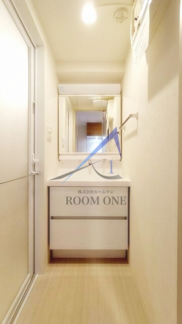 洗面設備　洗面台です。