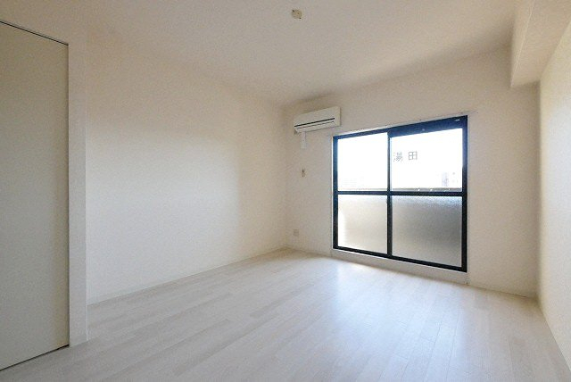 居室・リビング　※別部屋の参考写真となります※現況優先※