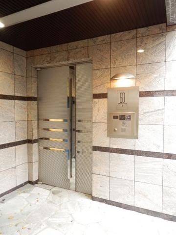 エントランス　オートロック付