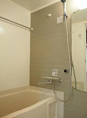 バス・シャワールーム　☆ゆったりくつろげるお風呂☆