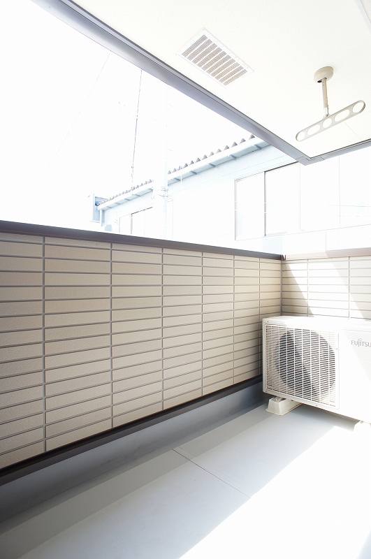 バルコニー　南向きで日当り良好