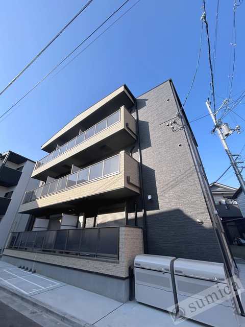 建物外観　スタイリッシュな建物です＾＾