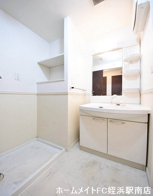 洗面設備　★洗面脱衣所はゆったりとしたスペース♪★