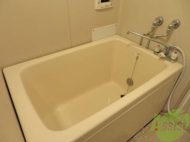 バス・シャワールーム　お風呂はこんな感じです。いつもお世話になっております。