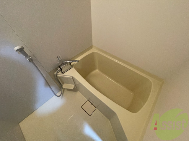 バス・シャワールーム　綺麗なお風呂で一日の疲れを吹き飛ばしましょう！