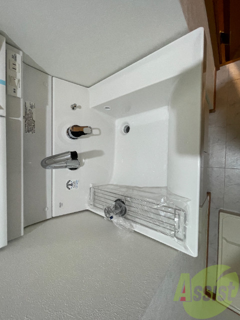 洗面設備　洗面台です。朝の準備はここでバッチリですね！