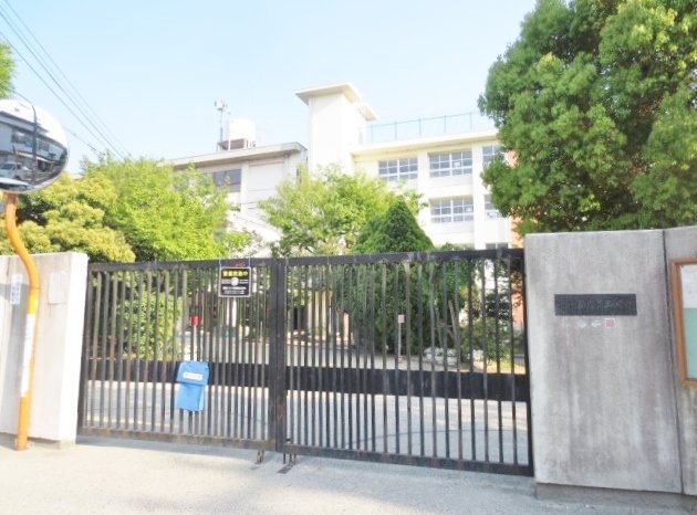 小学校　枚方市立枚方第二小学校（小学校）まで1450m