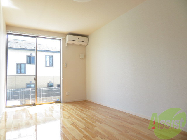 その他部屋・スペース　寝室はございませんがベッドも置けるスペースあります。