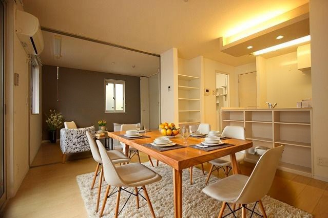 居室・リビング　ＣＧで家具等を配置したもので家具等は含まれません。