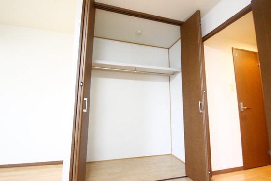 収納　※別部屋の写真です