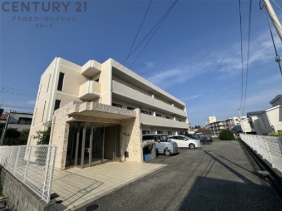 建物外観　エレベーター完備☆