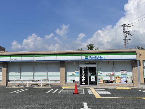 コンビニ　ファミリーマート上ヶ原店（コンビニ）まで187m