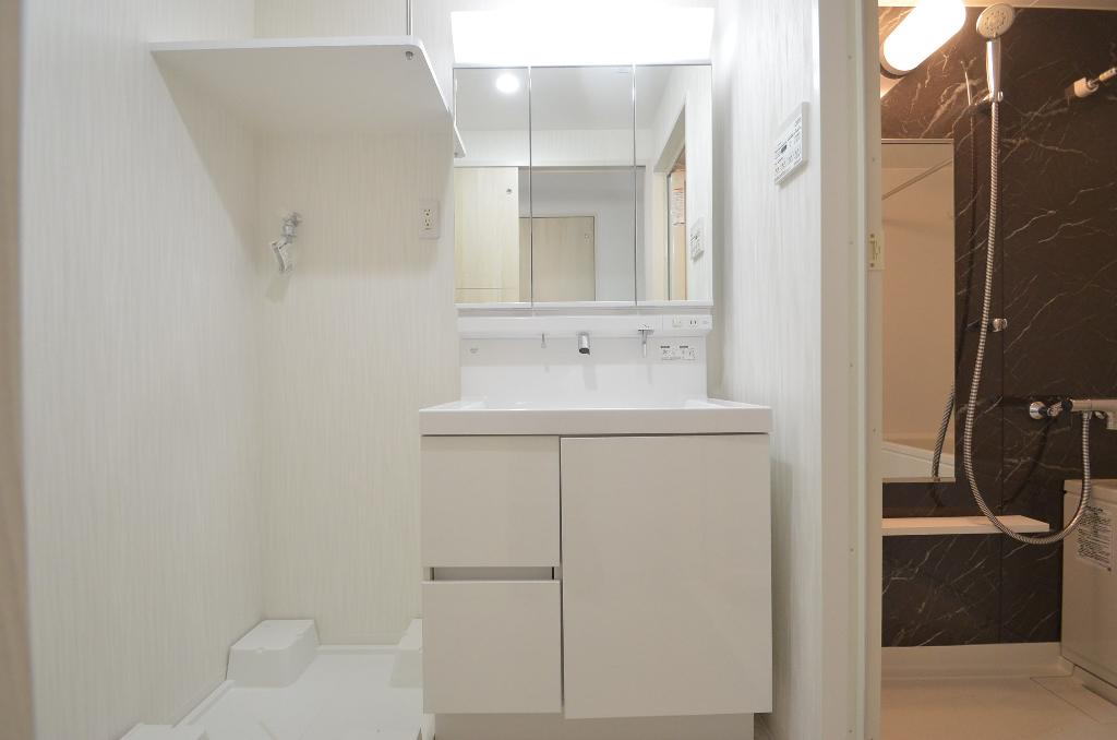 洗面設備　洗髪洗面化粧台