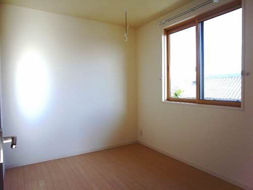 居室・リビング　南側洋室