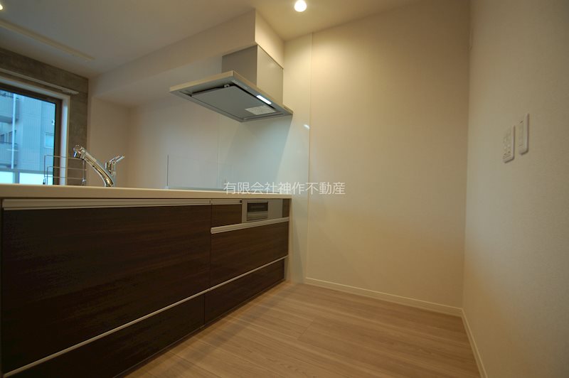 キッチン　IHクッキングヒーター