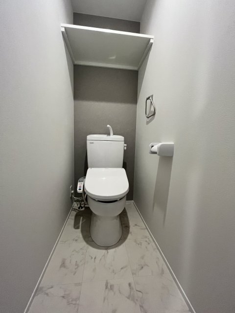 トイレ　同物件別号室