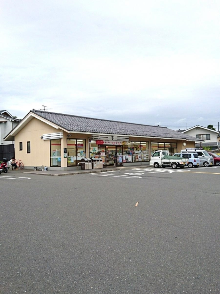 コンビニ　セブンイレブン 京都福王子店（コンビニ）まで350m