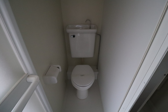 トイレ　※別号室の写真です。