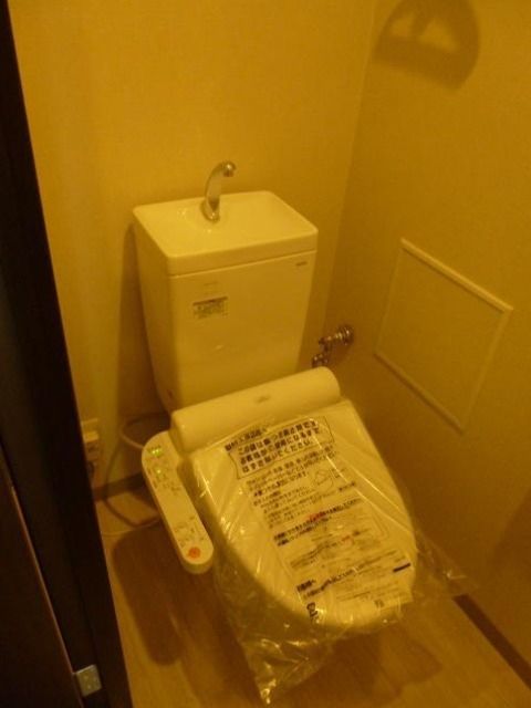 トイレ　トイレ