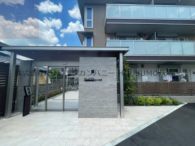 エントランス　毎日通るエントランスはこのようになっています