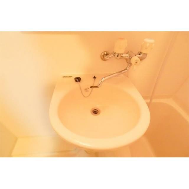 洗面設備　（別タイプ参考写真）ＶＩＤＡ文京本郷　文京区本郷3