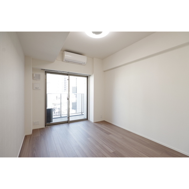 居室・リビング　同間取り別階写真含みます