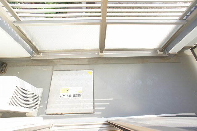 バルコニー　開放的で明るい空間を演出してくれるバルコニーです