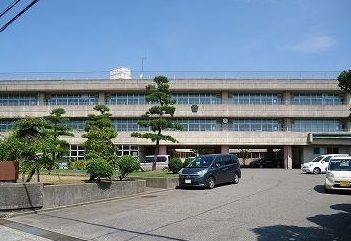 小学校　石川小学校（小学校）まで1300m