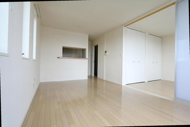 居室・リビング　１２．４帖のリビング☆